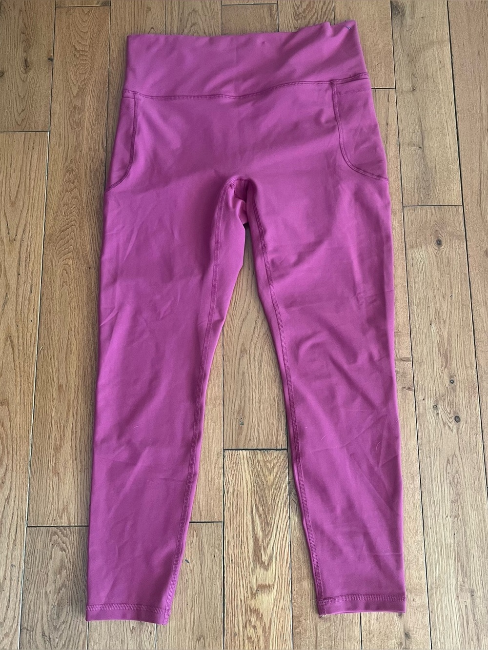 Old Navy Extra-High Waisted PowerSoft Boundless 7/8 Pocket Leggings – Size Large